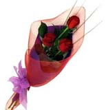 Çiçek satisi buket içende 3 gül çiçegi  Aydın incir çiçek online çiçek gönderme sipariş 