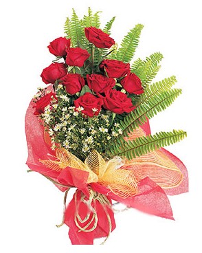  Aydın incir çiçek incir çiçek İnternetten çiçek siparişi  11 adet kırmızı güllerden buket modeli
